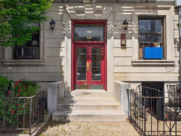 622 Park Ave 2C, Hoboken NJ 07030