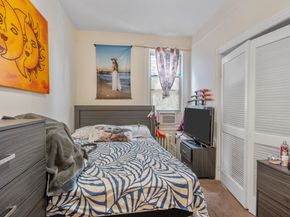 6910 Jackson St, Guttenberg NJ 07093