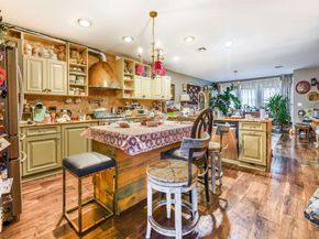 372 5th St, Jersey City NJ 07302