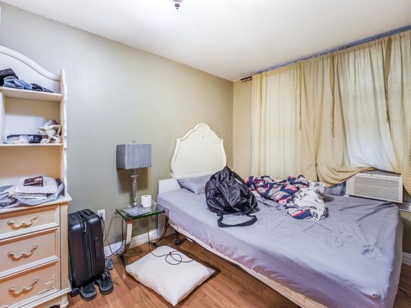 372 5th St, Jersey City NJ 07302