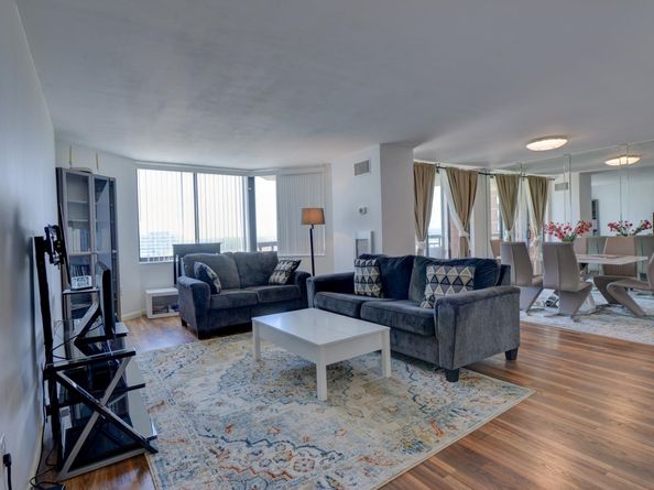 530 Harmon Cove Tower 530, Secaucus NJ 07094