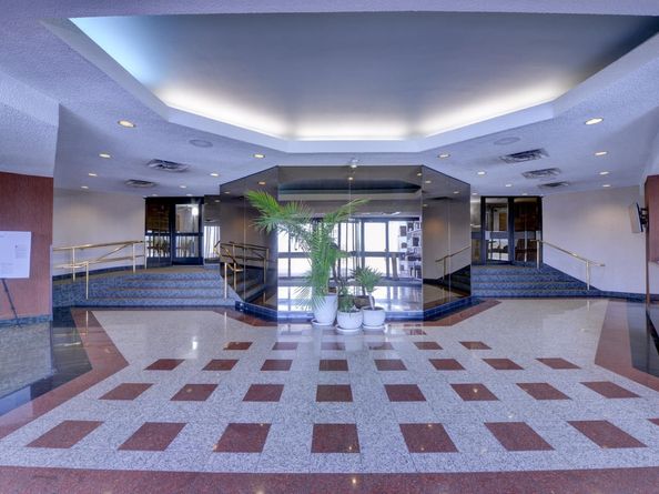 530 Harmon Cove Tower 530, Secaucus NJ 07094