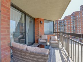 530 Harmon Cove Tower 530, Secaucus NJ 07094