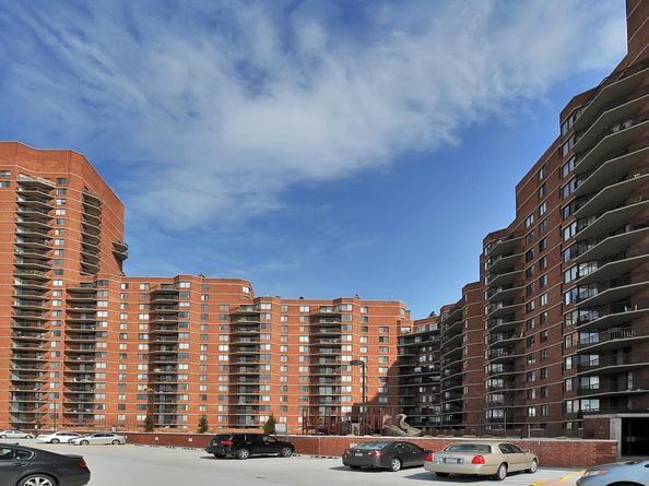 530 Harmon Cove Tower 530, Secaucus NJ 07094