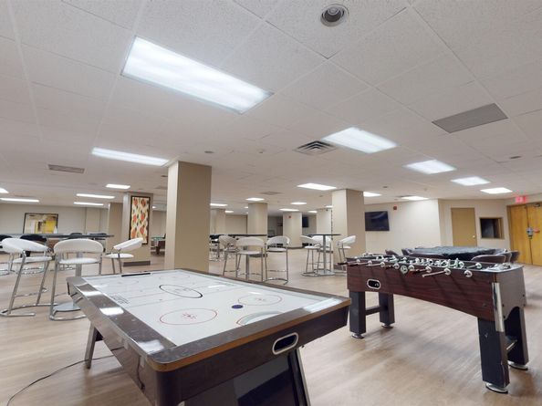 530 Harmon Cove Tower 530, Secaucus NJ 07094