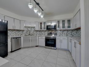 530 Harmon Cove Tower 530, Secaucus NJ 07094