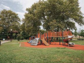 250 Van Horne St 2, Jersey City NJ 07304