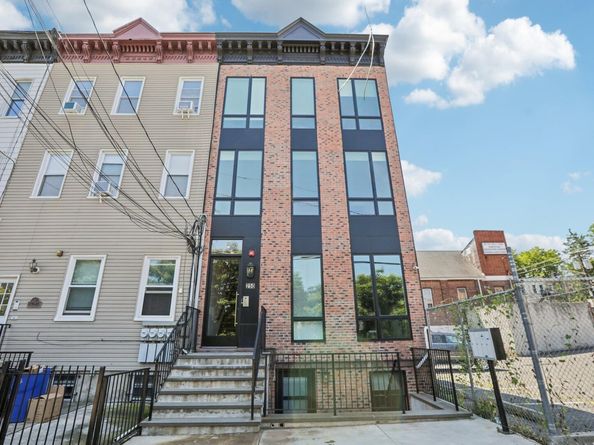 250 Van Horne St 2, Jersey City NJ 07304
