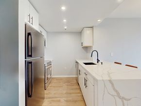 102 Christopher Columbus Dr 304, Jersey City NJ 07302