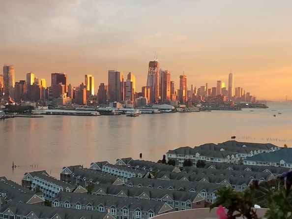 6600 Blvd East 11E, West New York NJ 07093