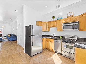 231 Grand St