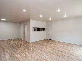 16 Cypress St, Jersey City NJ 07305