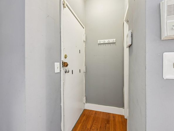 263 10th St 1E, Jersey City NJ 07302