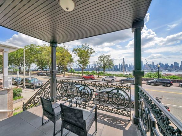 5303 Blvd East, West New York NJ 07903