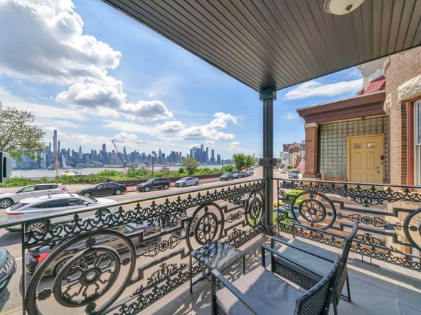 5303 Blvd East, West New York NJ 07903