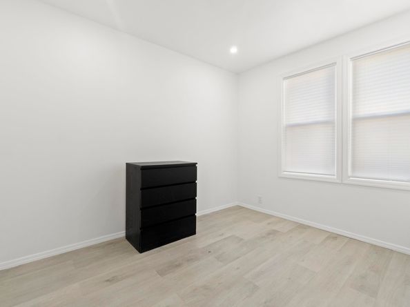 151 Stevens Ave, Jersey City NJ 07305