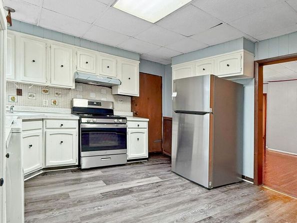134 Boyd Ave, Jersey City NJ 07304