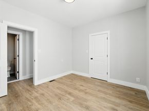 125 Custer Ave, Jersey City NJ 07305