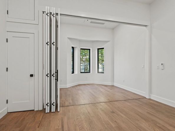 41 47th St, Weehawken NJ 07086