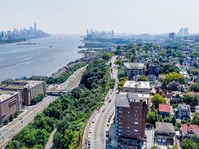 41 47th St, Weehawken NJ 07086
