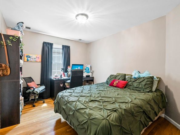 145 West 1st St, Bayonne NJ 07002