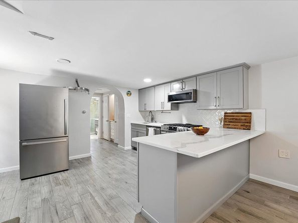 221 Terrace Ave, Jersey City NJ 07307