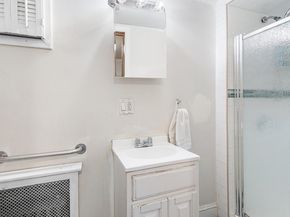 206 Bergenline Ave, Union City NJ 07087