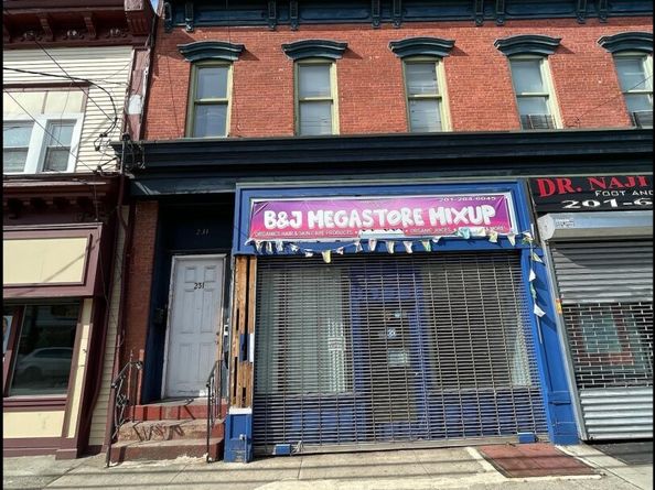 231 Old Bergen Rd, Jersey City NJ 07305
