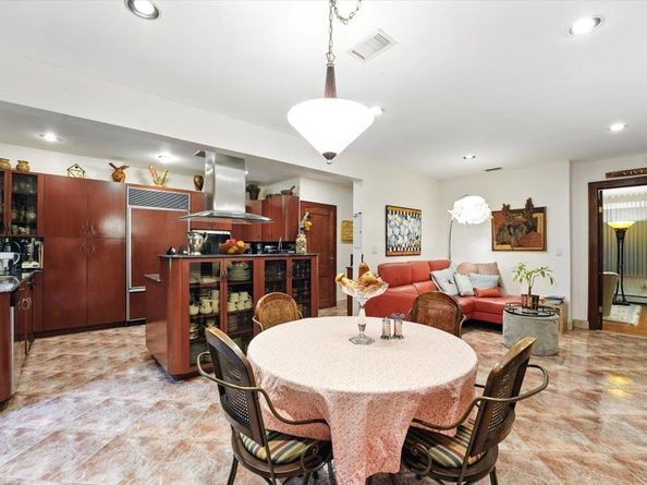 435 Park Ave, Leonia NJ 07605