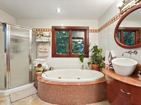 435 Park Ave, Leonia NJ 07605