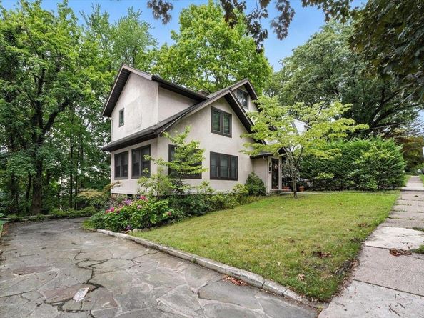 435 Park Ave, Leonia NJ 07605