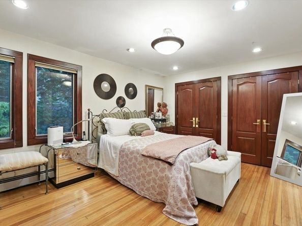435 Park Ave, Leonia NJ 07605
