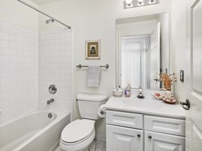 406 Newburgh Ct, West New York NJ 07093