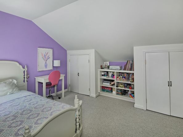 406 Newburgh Ct, West New York NJ 07093