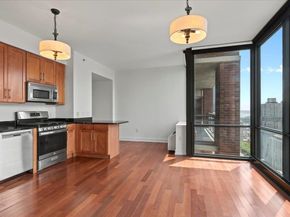 389 Washington St 34E, Jersey City NJ 07302