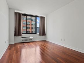 389 Washington St 34E, Jersey City NJ 07302