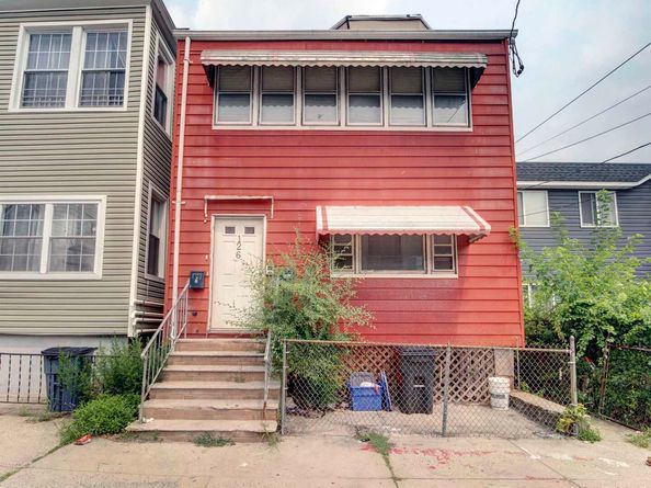 126 Kearney Ave, Jersey City NJ 07305