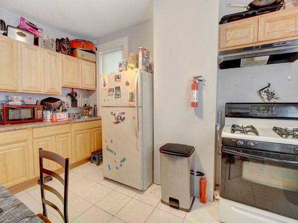 126 Kearney Ave, Jersey City NJ 07305