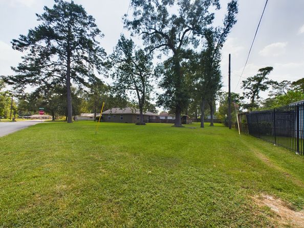 9117 Richland Drive, Houston TX 77078