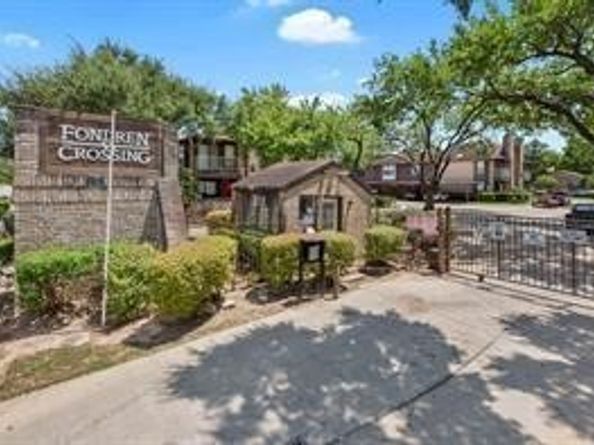 6633 W Airport Boulevard 812, Houston TX 77035