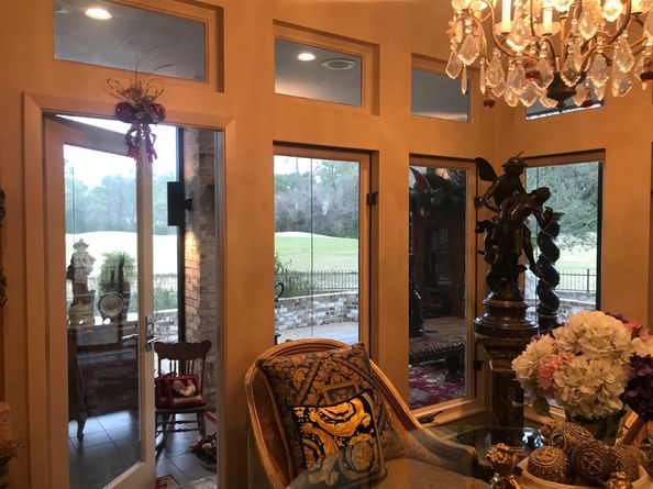 2726 N Southern Oaks Drive, Houston TX 77068
