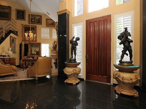 2726 N Southern Oaks Drive, Houston TX 77068