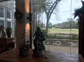 2726 N Southern Oaks Drive, Houston TX 77068