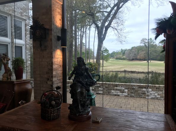2726 N Southern Oaks Drive, Houston TX 77068