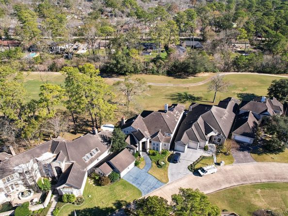 2726 N Southern Oaks Drive, Houston TX 77068