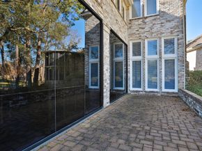 2726 N Southern Oaks Drive, Houston TX 77068