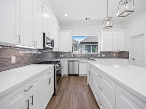 1941 Knoll Square Drive, Houston TX 77080