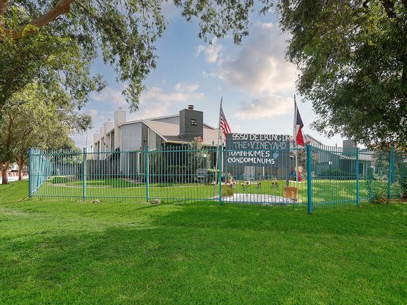 9550 Deering Drive 410, Houston TX 77036