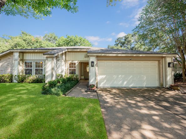 21338 Highland Knolls Drive, Katy TX 77450