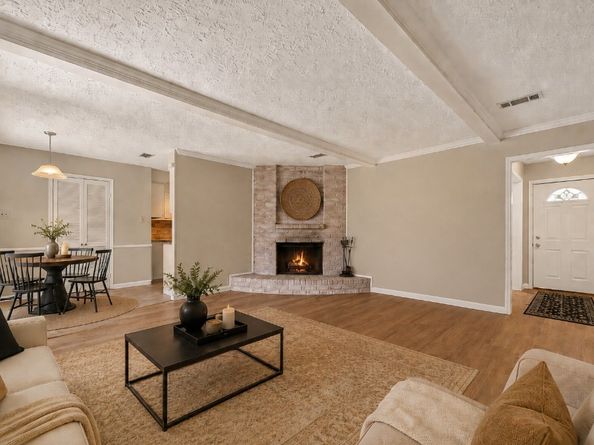 1519 Hitherfield Drive, Sugar Land TX 77498